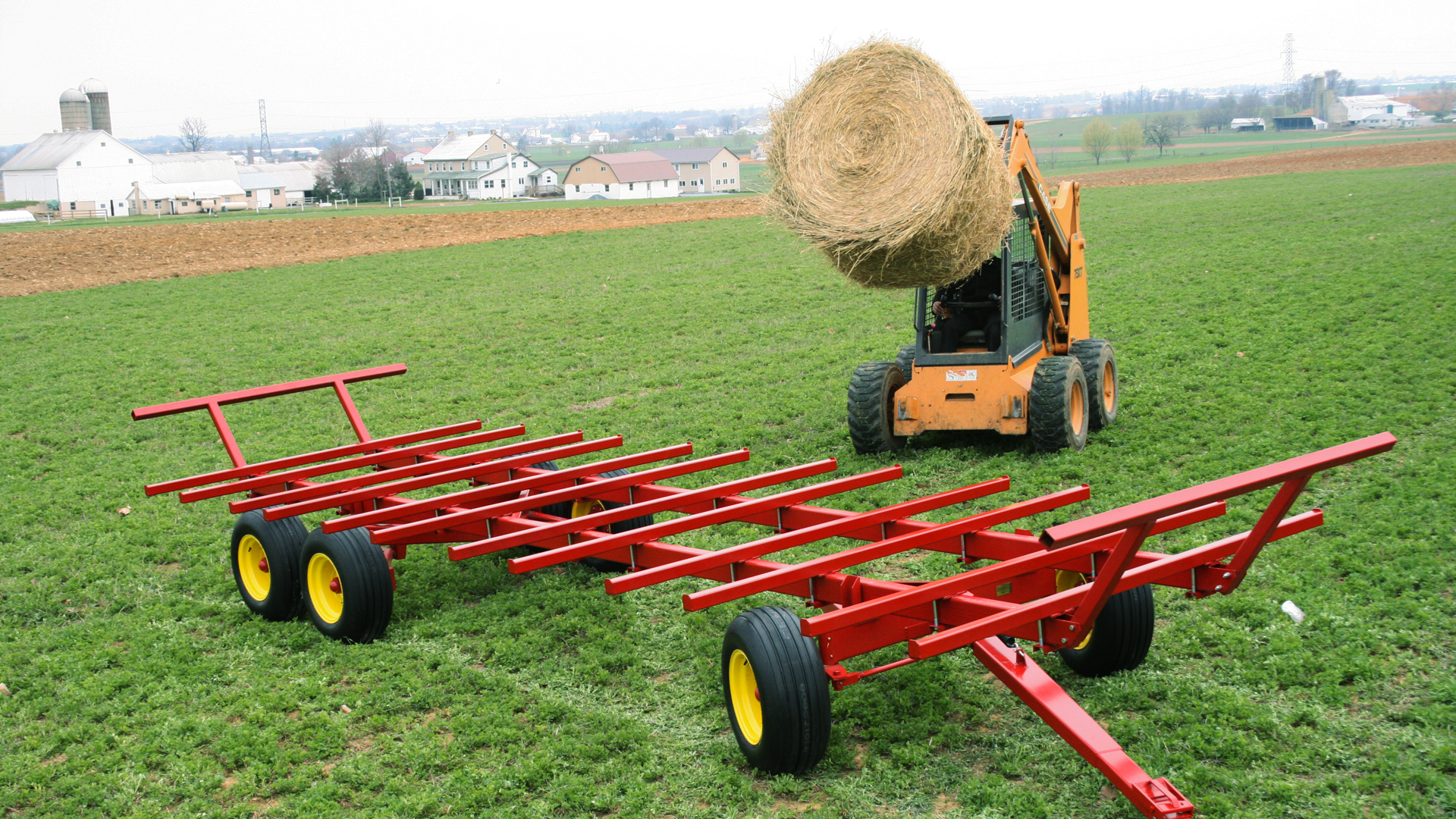 exterior of round bale for square bale feeder for sale